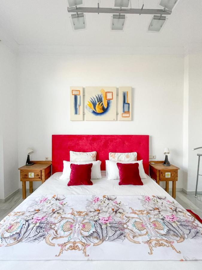 Modern Three-Level Apartment Near The Sea Benalmádena Extérieur photo