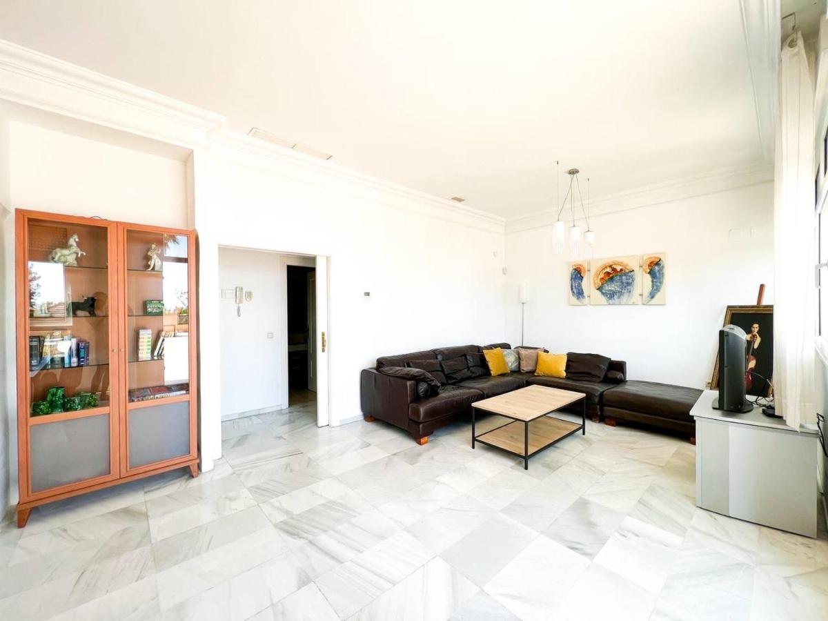 Modern Three-Level Apartment Near The Sea Benalmádena Extérieur photo